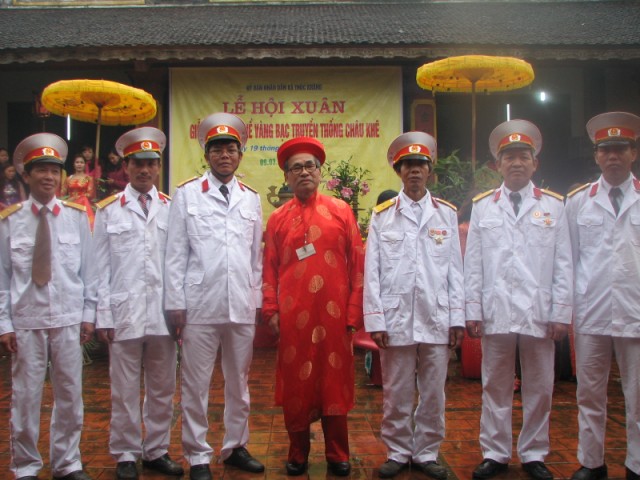 Lễ hội xuân và giỗ tổ nghề vàng Châu Khê 2015 